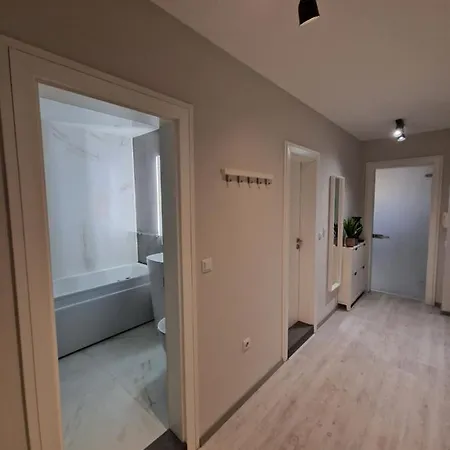 Marsselis Luxe Port דירה *