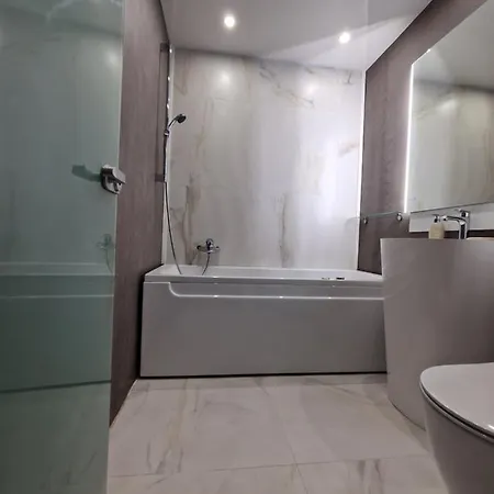 Marsselis Luxe Port דירה